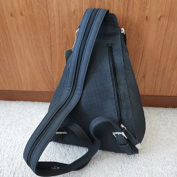 Urban Oxide Convertible Backpack - Picture 16 of 16